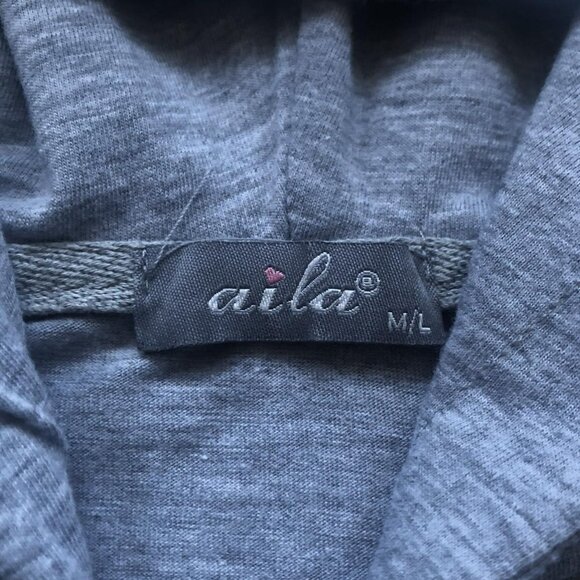 Y2K Sequin Hoodie - Picture 4 of 5